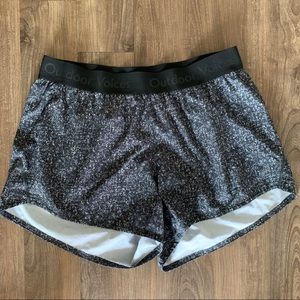 Outdoor voices relay short